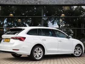 Škoda Octavia Combi 1.4 TSI iV PHEV Business Edition , Adaptive cruise, Memory seats, Stuur/stoelverwarming, thumbnail 3