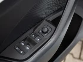 Škoda Octavia Combi 1.4 TSI iV PHEV Business Edition , Adaptive cruise, Memory seats, Stuur/stoelverwarming, thumbnail 24