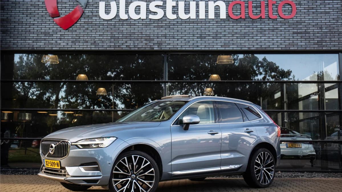 Volvo XC60 2.0 T5 Inscription , Luchtvering, Panoramadak, Trekhaak, Head-up Display, — foto 1