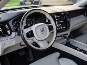 Volvo XC60 2.0 T5 Inscription , Luchtvering, Panoramadak, Trekhaak, Head-up Display, thumbnail 3