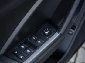 Audi Q3 45 TFSI e S edition , Trekhaak, S-Line, Achteruitrijcamera, Leder, Stoelverwarming, thumbnail 24