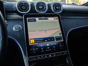 Mercedes-Benz C-Klasse Estate 300 e AMG Line , Panoramadak, Sfeerverlichting, 3D-camera, HUD thumbnail 13