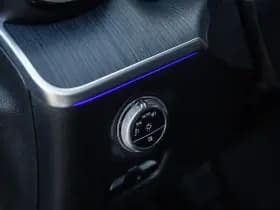 Mercedes-Benz C-Klasse Estate 300 e AMG Line , Panoramadak, Sfeerverlichting, 3D-camera, HUD thumbnail 25