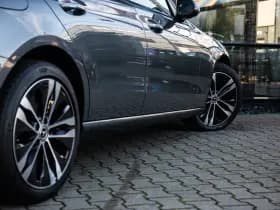 Mercedes-Benz C-Klasse Estate 300 e AMG Line , Panoramadak, Sfeerverlichting, 3D-camera, HUD thumbnail 5