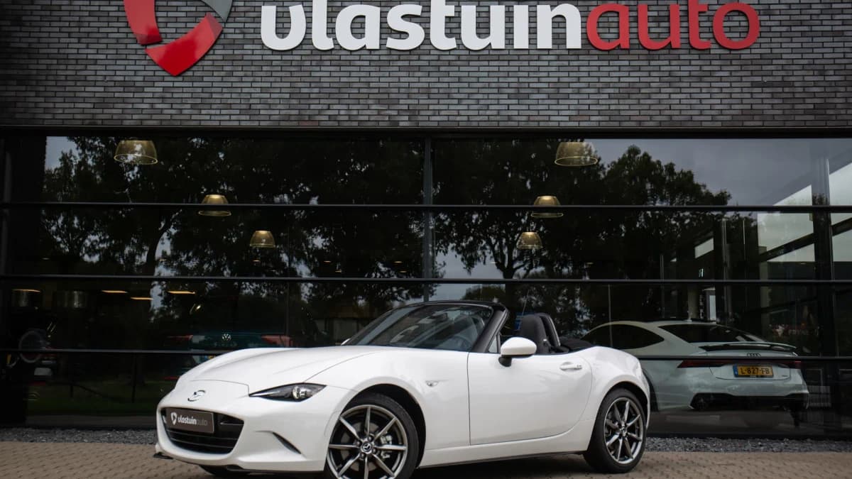 Mazda MX-5 2.0 SkyActiv-G 184 Exclusive Line , Carplay, Achteruitrijcamera, Stoelverwarming, Keyless — foto 1