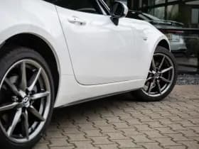 Mazda MX-5 2.0 SkyActiv-G 184 Exclusive Line , Carplay, Achteruitrijcamera, Stoelverwarming, Keyless thumbnail 6