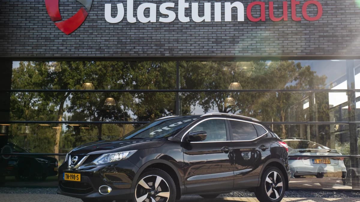 Nissan QASHQAI 1.2 Tekna , Panoramadak, Trekhaak, — foto 1