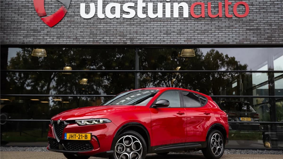 Alfa Romeo Tonale 1.3T PHEV Sprint , Adaptive cruise, Camera, — foto 1