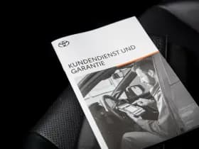 Toyota RAV4 2.5 Plug-in Hybrid AWD Bi-Tone Plus , JBL-soundsysteem, Stuurverwarming, Stoelverkoeling/verwarming, 360-camera thumbnail 24