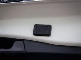 Toyota RAV4 2.5 Plug-in Hybrid AWD Bi-Tone Plus , JBL-soundsysteem, Stuurverwarming, Stoelverkoeling/verwarming, 360-camera thumbnail 26