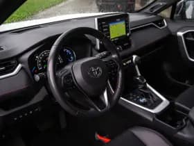 Toyota RAV4 2.5 Plug-in Hybrid AWD Bi-Tone Plus , JBL-soundsysteem, Stuurverwarming, Stoelverkoeling/verwarming, 360-camera thumbnail 4