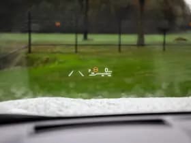 Toyota RAV4 2.5 Plug-in Hybrid AWD Bi-Tone Plus , JBL-soundsysteem, Stuurverwarming, Stoelverkoeling/verwarming, 360-camera thumbnail 6