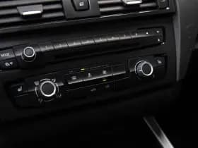 BMW 1-serie 116d , Stoelverwarming, Leder, Lichtmetalen velgen thumbnail 14