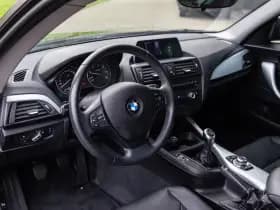 BMW 1-serie 116d , Stoelverwarming, Leder, Lichtmetalen velgen thumbnail 3