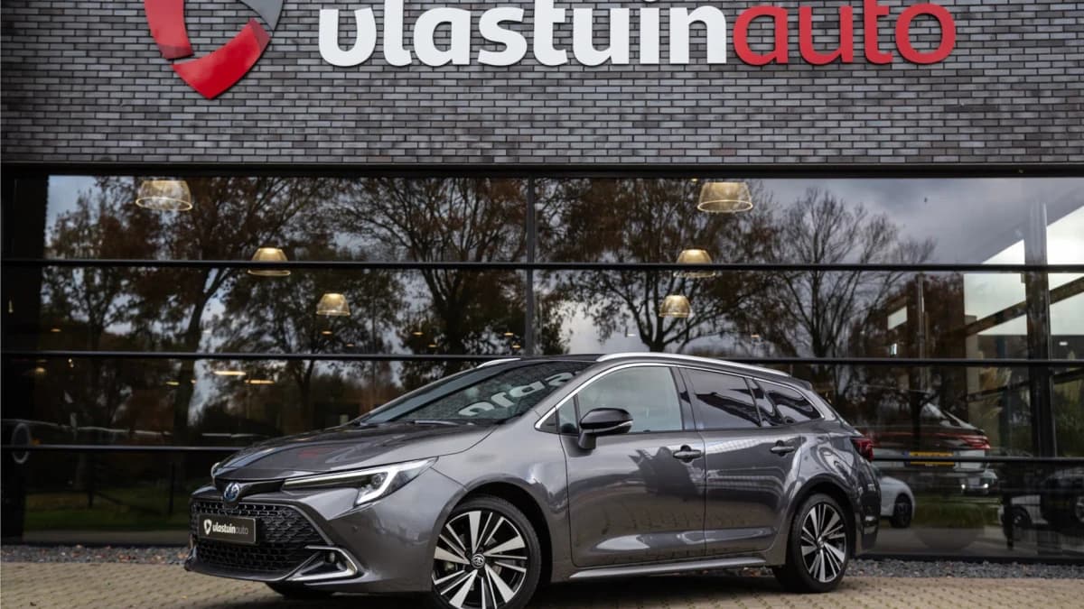 Toyota Corolla Touring Sports 1.8 Hybrid First Edition , Adap. cruise, Carplay, — foto 1