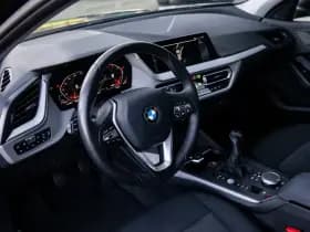 BMW 1-serie 118i Executive Edition , Cruise control, Isofix, Apple Carplay/Android, thumbnail 3