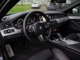 BMW 5 Serie Touring 530xd M Sport Edition High Executive , Panoramadak, Adap. cruise, Trekhaak, thumbnail 5