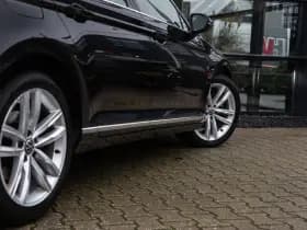 Volkswagen Passat Variant 1.5 TSI Elegance , Adap. cruise, Head-up display, thumbnail 8