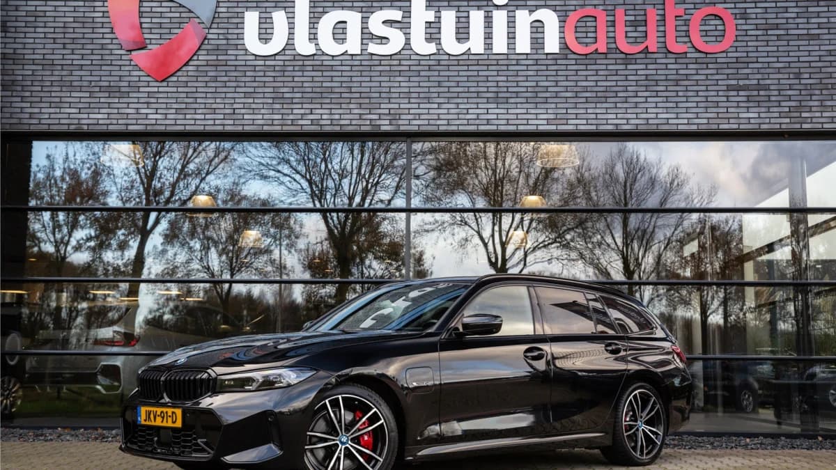 BMW 3 Serie Touring 320e High executive M-Sport , Adap. cruise, Head-up display, — foto 1