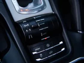 Porsche Cayenne 4.8 GTS , Panoramadak, Cruise control, Memory-seat, Achteruitrijcamera thumbnail 22