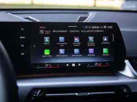 BMW X1 sDrive18i M-sport , Draadloze lader, Keyless entry, Achteruitrijcamera, thumbnail 13