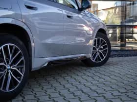 BMW X1 sDrive18i M-sport , Draadloze lader, Keyless entry, Achteruitrijcamera, thumbnail 8