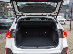 BMW X1 sDrive18i M-Sport , Achteruitrijcamera, Draadloze lader, Sfeerverlichting, thumbnail 23