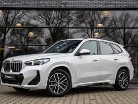 BMW X1 sDrive18i M-Sport , Achteruitrijcamera, Draadloze lader, Sfeerverlichting, thumbnail 5