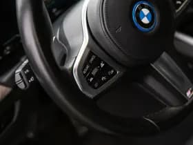 BMW 3 Serie Touring 330e xDrive M-Sport , Panoramadak, Keyless entry, Head-up display, thumbnail 11