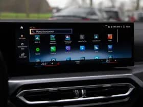 BMW 3 Serie Touring 330e xDrive M-Sport , Panoramadak, Keyless entry, Head-up display, thumbnail 15