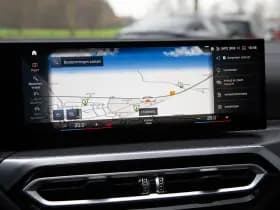 BMW 3 Serie Touring 330e xDrive M-Sport , Panoramadak, Keyless entry, Head-up display, thumbnail 18