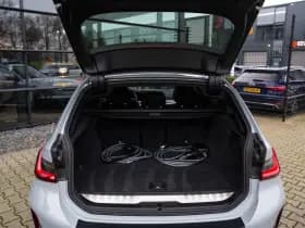 BMW 3 Serie Touring 330e xDrive M-Sport , Panoramadak, Keyless entry, Head-up display, thumbnail 25