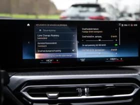 BMW 3 Serie Touring 330e xDrive , Super sportstoelen, Panoramadak, Adap. cruise, thumbnail 18