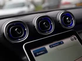 Mercedes-Benz C-Klasse Estate 200 Launch Edition AMG Line , Panoramadak, Sfeerverlichting, Burmester, 3D-camera, thumbnail 25