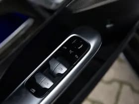 Mercedes-Benz C-Klasse Estate 200 Launch Edition AMG Line , Panoramadak, Sfeerverlichting, Burmester, 3D-camera, thumbnail 28