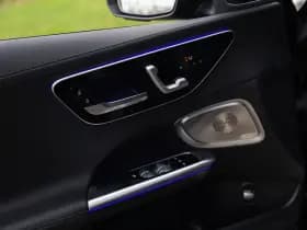 Mercedes-Benz C-Klasse Estate 200 Launch Edition AMG Line , Panoramadak, Sfeerverlichting, Burmester, 3D-camera, thumbnail 29