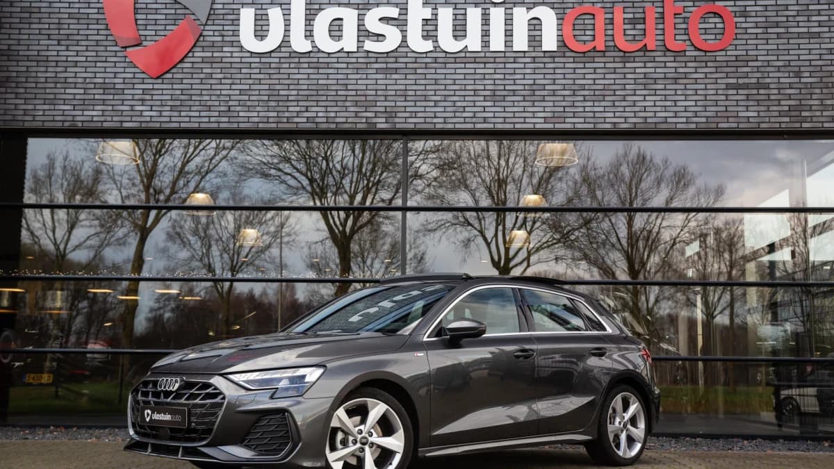 Audi A3 Sportback 35 TFSI S edition , Panoramadak, Sonos audio, Adap. cruise, Sfeerverlichting — foto 1