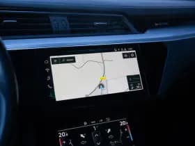 Audi E-tron S quattro 95 kWh , Trekhaak, Panoramadak, Adaptive cruise, 360-graden camera, thumbnail 21