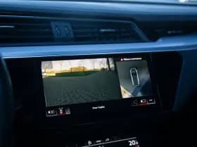 Audi E-tron S quattro 95 kWh , Trekhaak, Panoramadak, Adaptive cruise, 360-graden camera, thumbnail 22