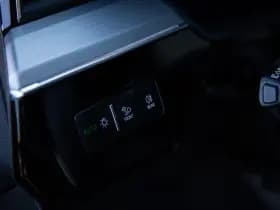 Audi E-tron S quattro 95 kWh , Trekhaak, Panoramadak, Adaptive cruise, 360-graden camera, thumbnail 33