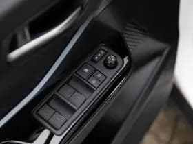 Toyota C-HR 1.8 Hybrid Dynamic , Adap. cruise, Keyless entry, thumbnail 21