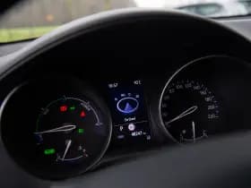 Toyota C-HR 1.8 Hybrid Dynamic , Adap. cruise, Keyless entry, thumbnail 5