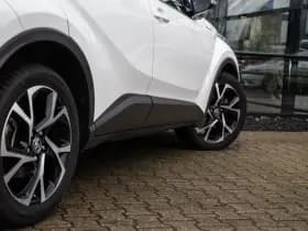 Toyota C-HR 1.8 Hybrid Dynamic , Adap. cruise, Keyless entry, thumbnail 8