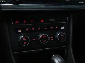 SEAT Leon 1.8 TSI FR Business , Stoelverwarming, SEAT Sound, Alcantara thumbnail 19