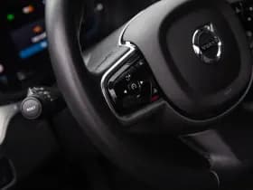 Volvo XC60 2.0 T6 Plug-in hybrid AWD Plus Dark , Panoramadak, Memory, Leer thumbnail 11