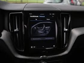 Volvo XC60 2.0 T6 Plug-in hybrid AWD Plus Dark , Panoramadak, Memory, Leer thumbnail 19