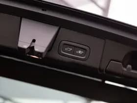 Volvo XC60 2.0 T6 Plug-in hybrid AWD Plus Dark , Panoramadak, Memory, Leer thumbnail 25