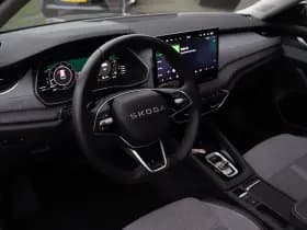 Škoda Octavia Combi 1.5 TSI MHEV Business Edition , Panoramadak, Stuur/stoelverwarming, thumbnail 5