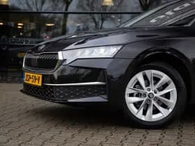 Škoda Octavia Combi 1.5 TSI MHEV Business Edition , Panoramadak, Stuur/stoelverwarming, thumbnail 8