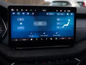 Škoda Octavia Combi 1.5 TSI MHEV Business Edition , Panoramadak, Stuur/stoelverwarming, thumbnail 20